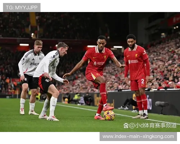 富勒姆在主场打出气势，佩雷拉远射击穿门框死角