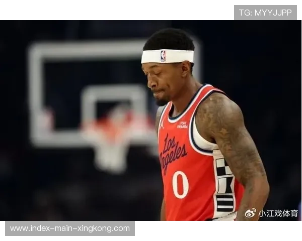 比尔这赛季稳得离谱,每场都有惊喜表现,比尔进过几次季后赛